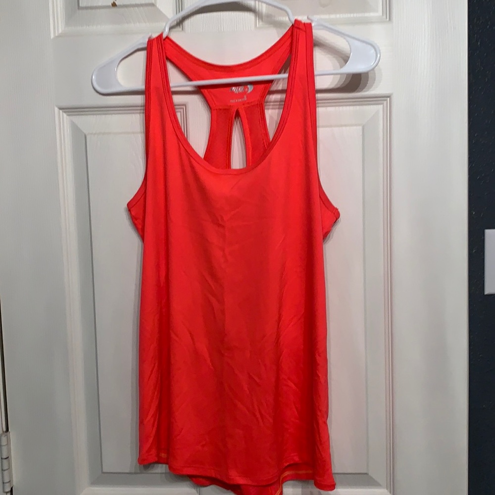 Workout tank top